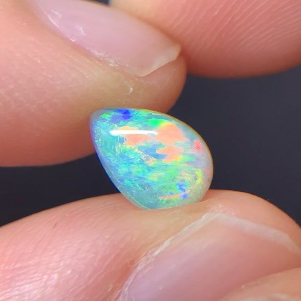 Crystal Opal-0.6ct