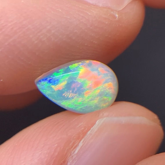 Crystal Opal-0.6ct